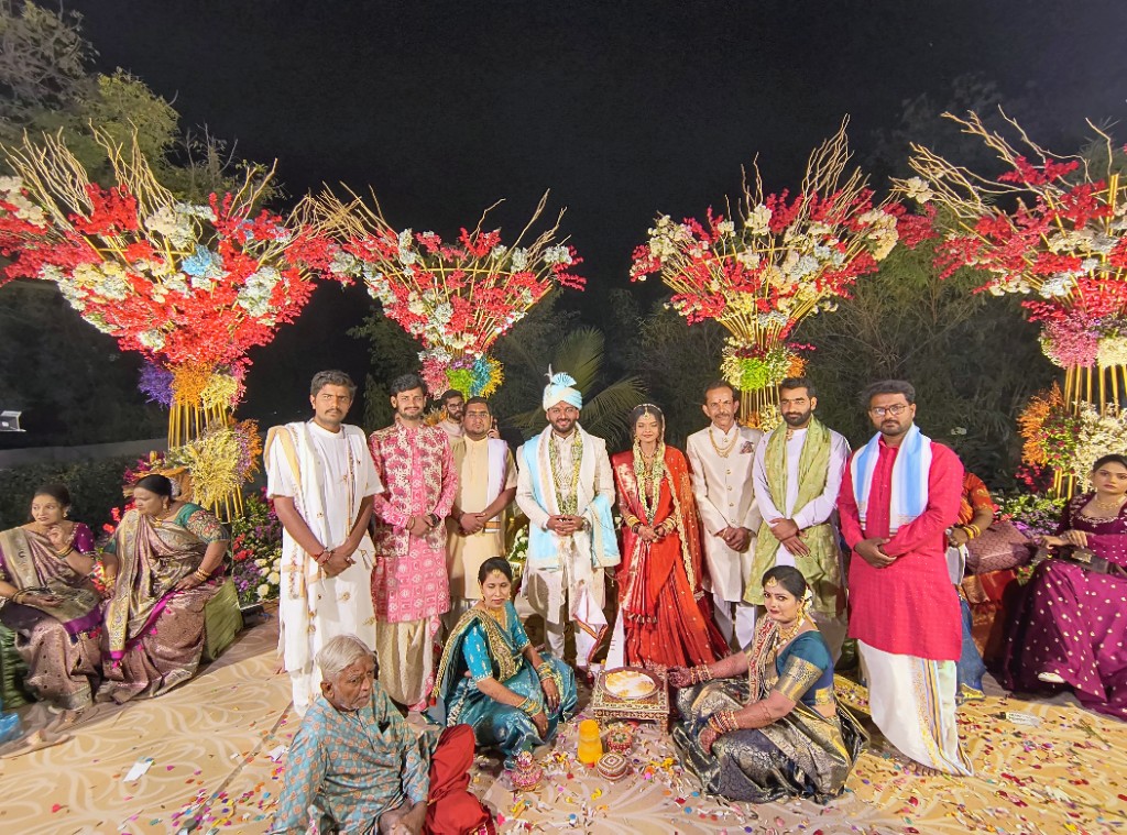 Traditional Hindu marriage vidhi ceremony in Ahmedabad